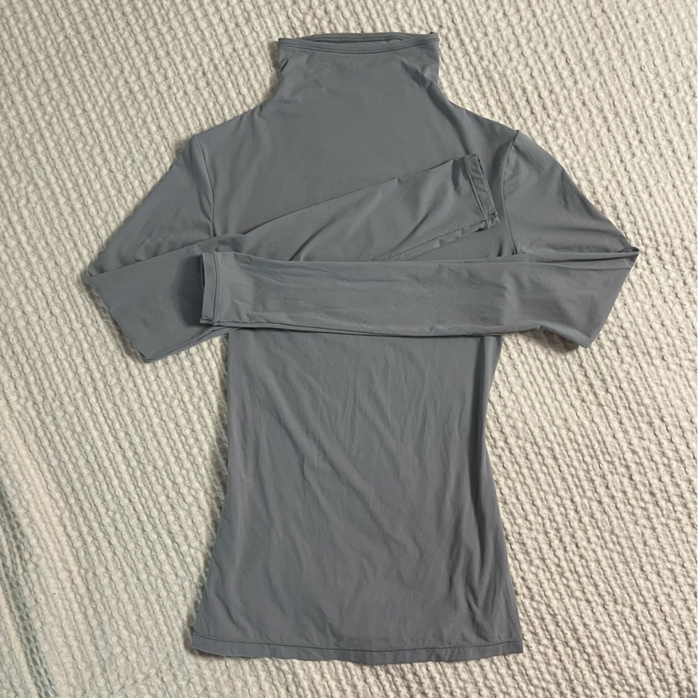 Skims Fits Everybody Turtleneck Top